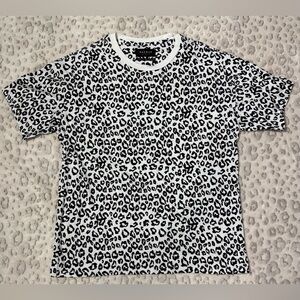 Pac Sun Black/White Leopard Boxy Fit Size M‎ Women’s Tshirt